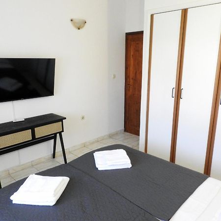 Apartman Ines- Stinjan Pula Eksteriør billede